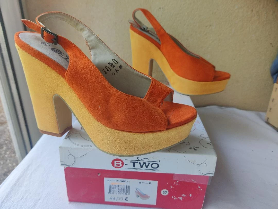 Escarpines Bicolore Naranja/Amarillo tacones 13 cm talla 37-nuevas (1 defecto) – photo 17